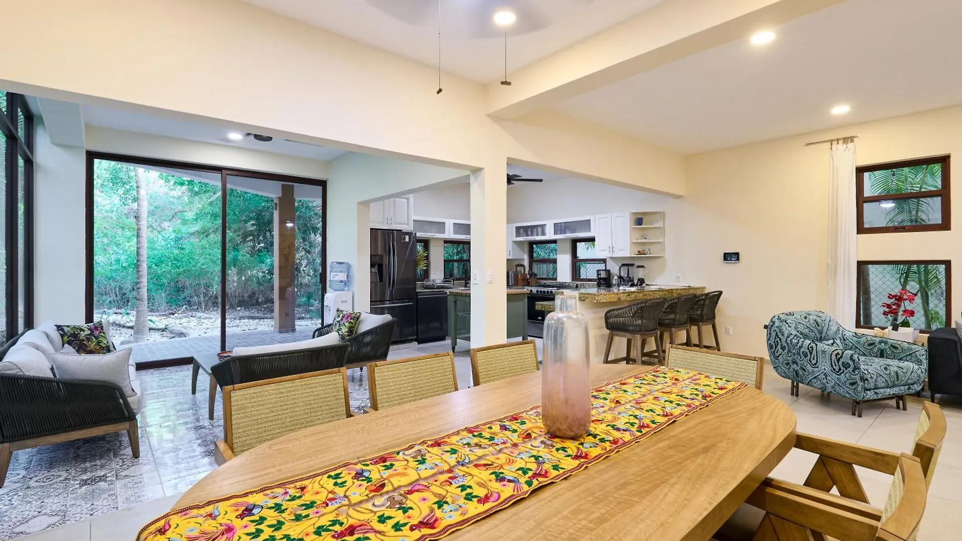 Spacious And Stylish Vacation Home For 8 With Private Pool And Large Terrace Playa del Carmen 0*,  Mexico
