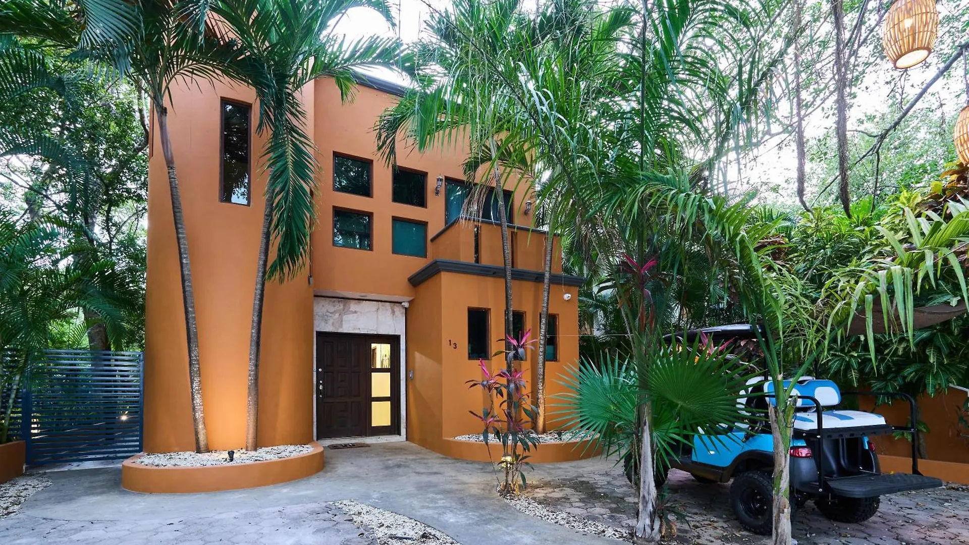 Spacious And Stylish Vacation Home For 8 With Private Pool And Large Terrace Playa del Carmen Mexico